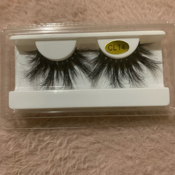 2 pairs of Dramatic Faux Mink Lashes - Picture 6 of 6
